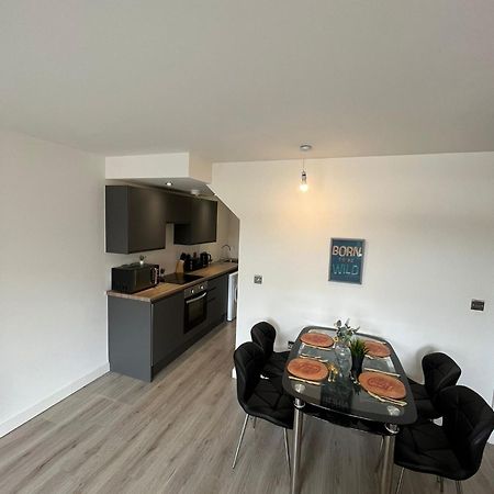 Bliss Apartments - Contractor 314 Брадфорт Екстериор снимка
