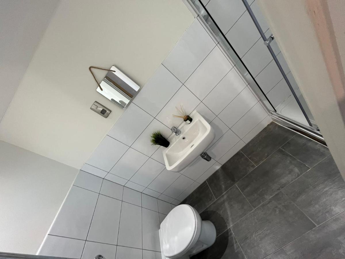 Bliss Apartments - Contractor 314 Брадфорт Екстериор снимка